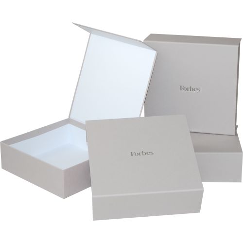Cutie Uno C3 21x21x6.5 personalizata Forbes